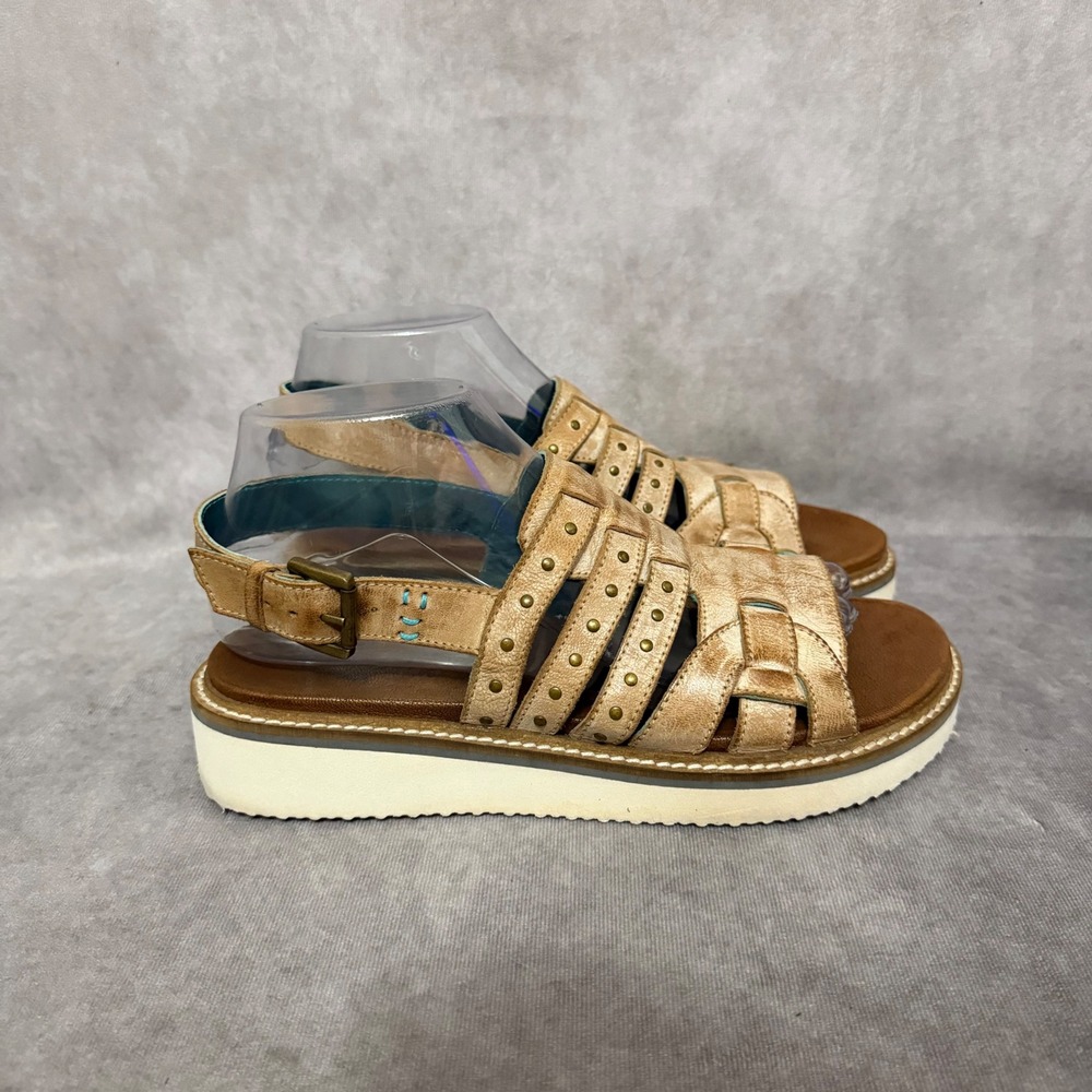 Roan‎ Crest Platform Sandals Womens Size 8 Tan Studded Strappy Leather Buckles